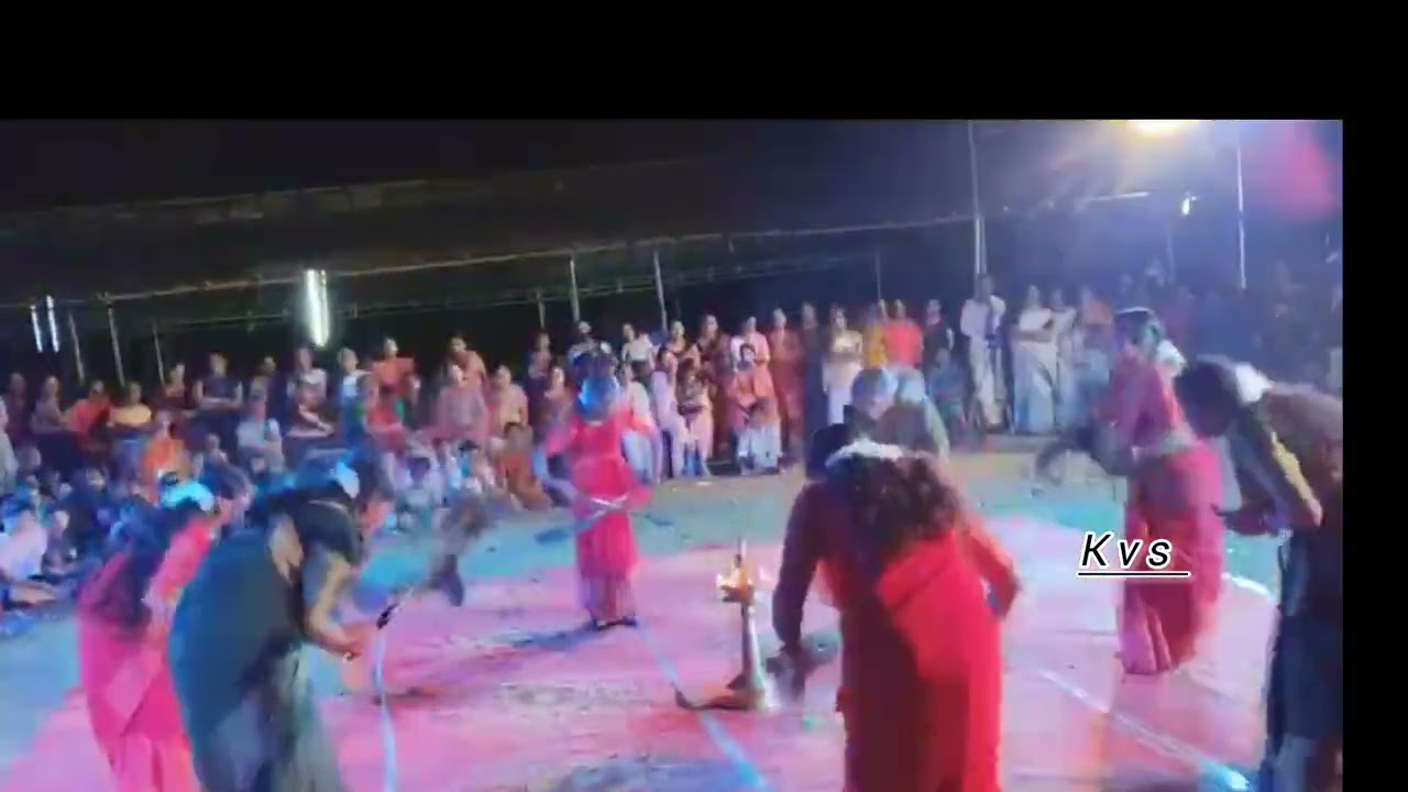 പഴനിയിൽ മുരുകാ കൈകൊട്ടി കളി #video#viralvideo#flowerchatty