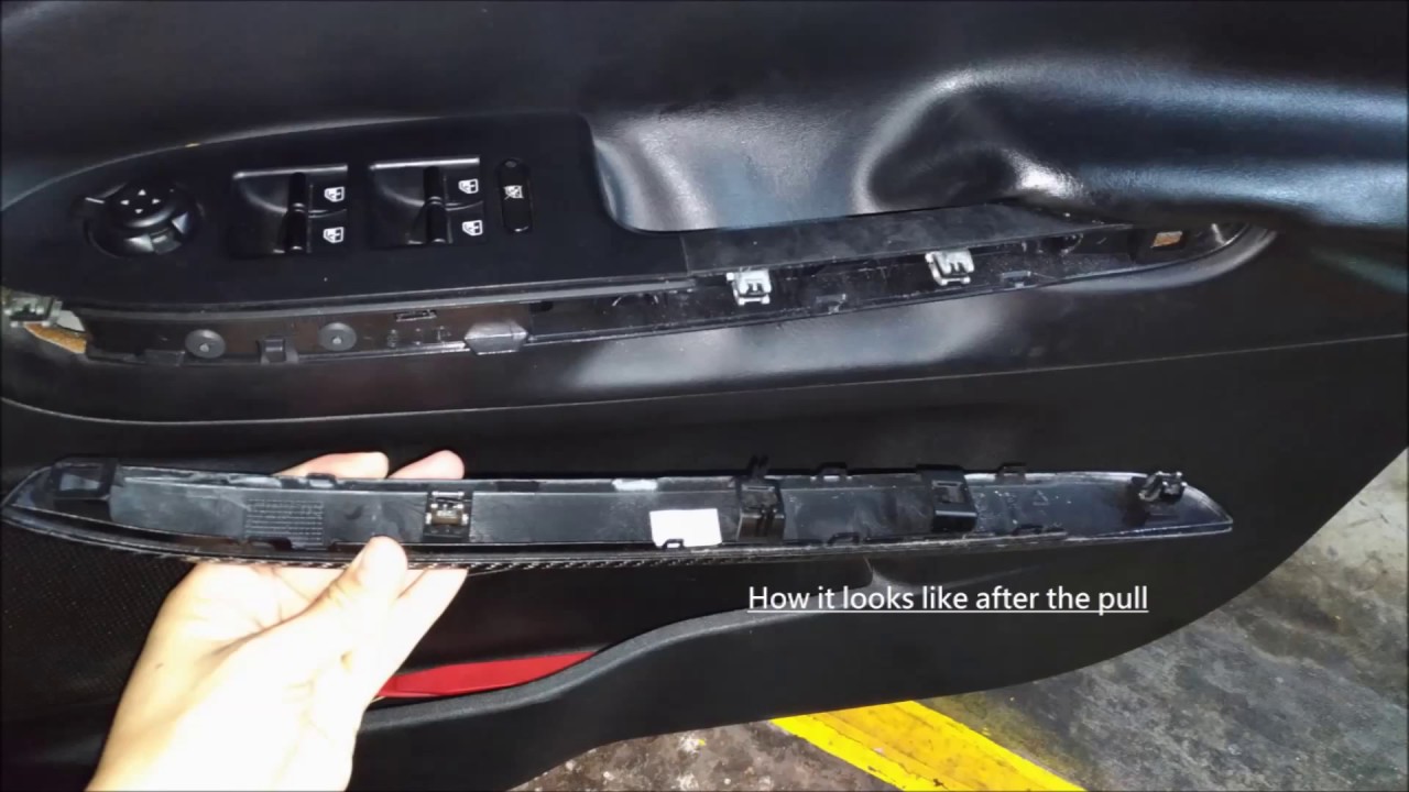 Alfa Romeo Giulietta QV 2011 Door Panel Removal  アルファロメオ ジュリエッタ ドアパネルの取り外し
