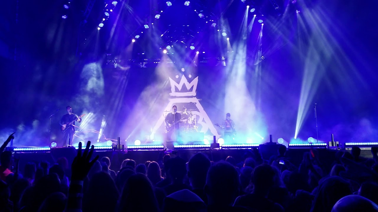 Fall Out Boy - Disloyal Order of Water Buffaloes (live) @ Wrigley Field, Chicago #MANIATour