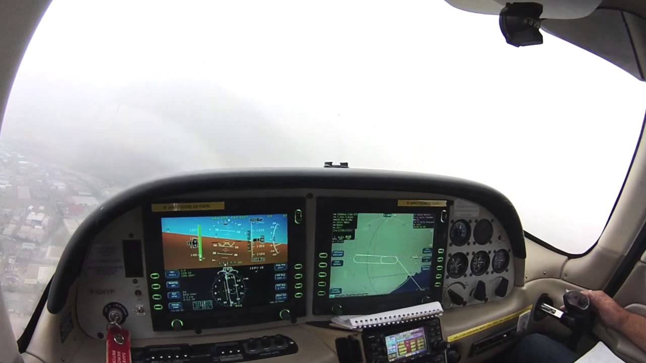 CIRRUS SR20 IFR flight from Montpellier (LFMT) to Béziers (LFMU)