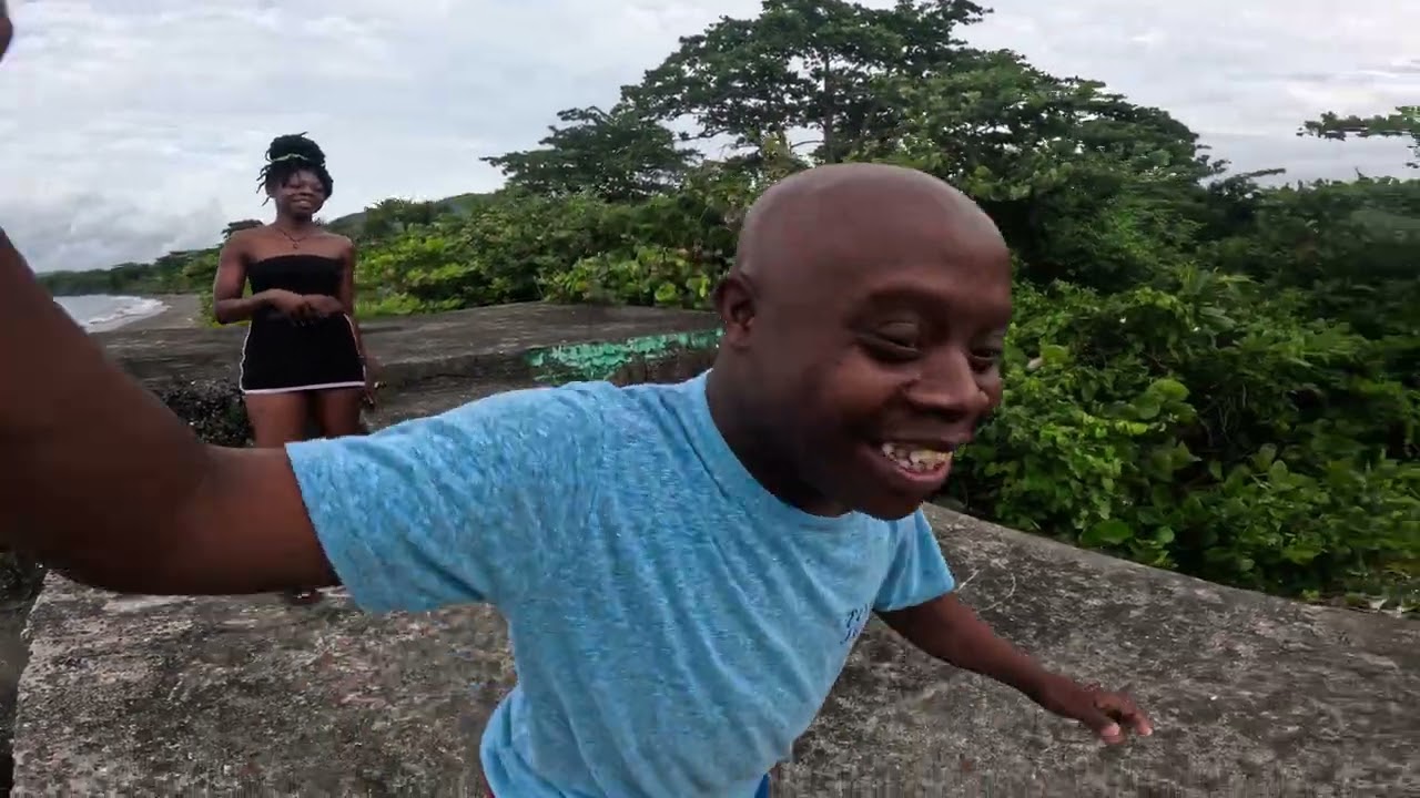 6ixxBoss Took Over Again[Visiting a cool Spot in Port Antonio]