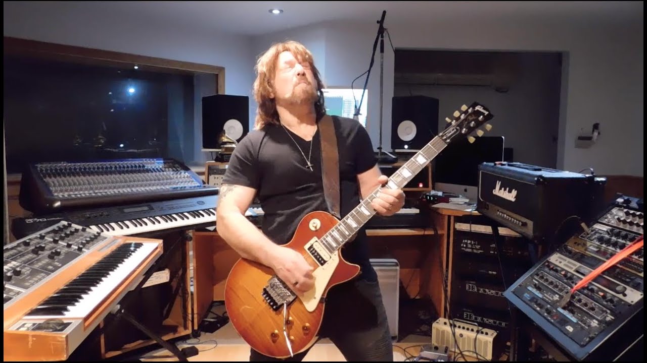 Aldo Nova-1-take live Paradise from Subject-for the Vintage Guitar Magazine June issue.