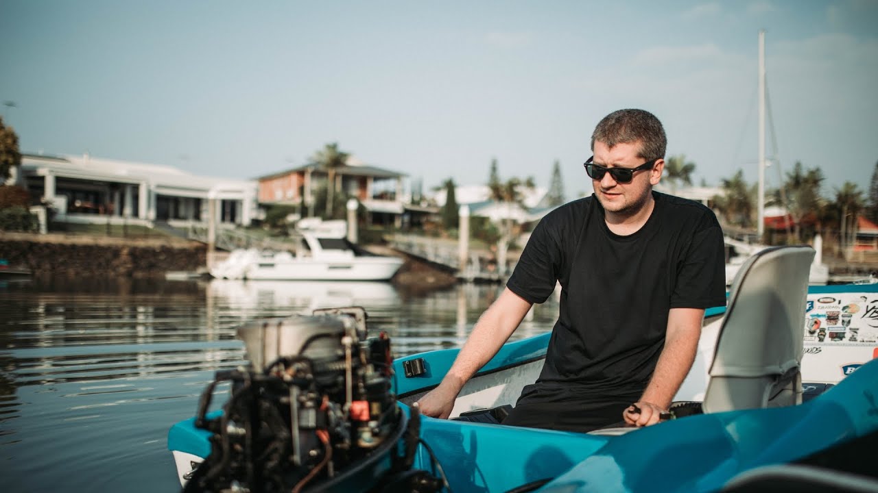 How To Start A 2 Stroke Outboard Boat Motor That Won't Start!
