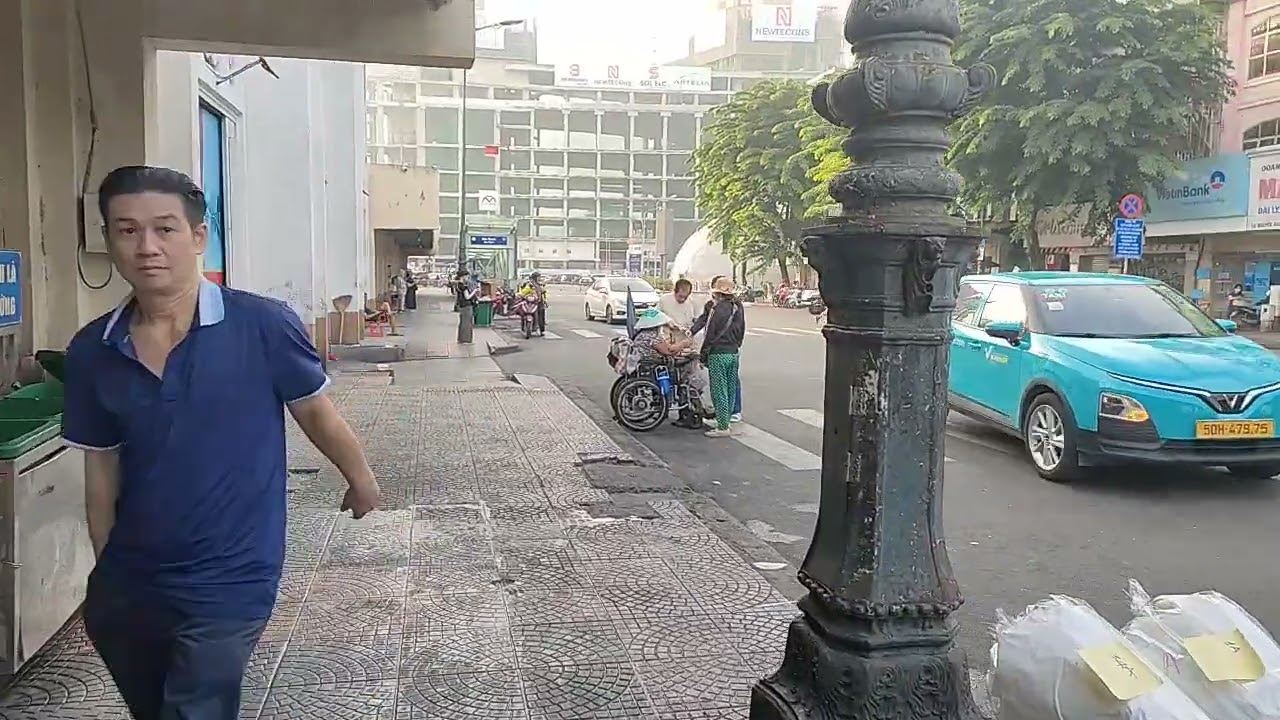 Chợ Bến Thành Trung tâm mua bán của Sài Gòn gà bến thành Metro