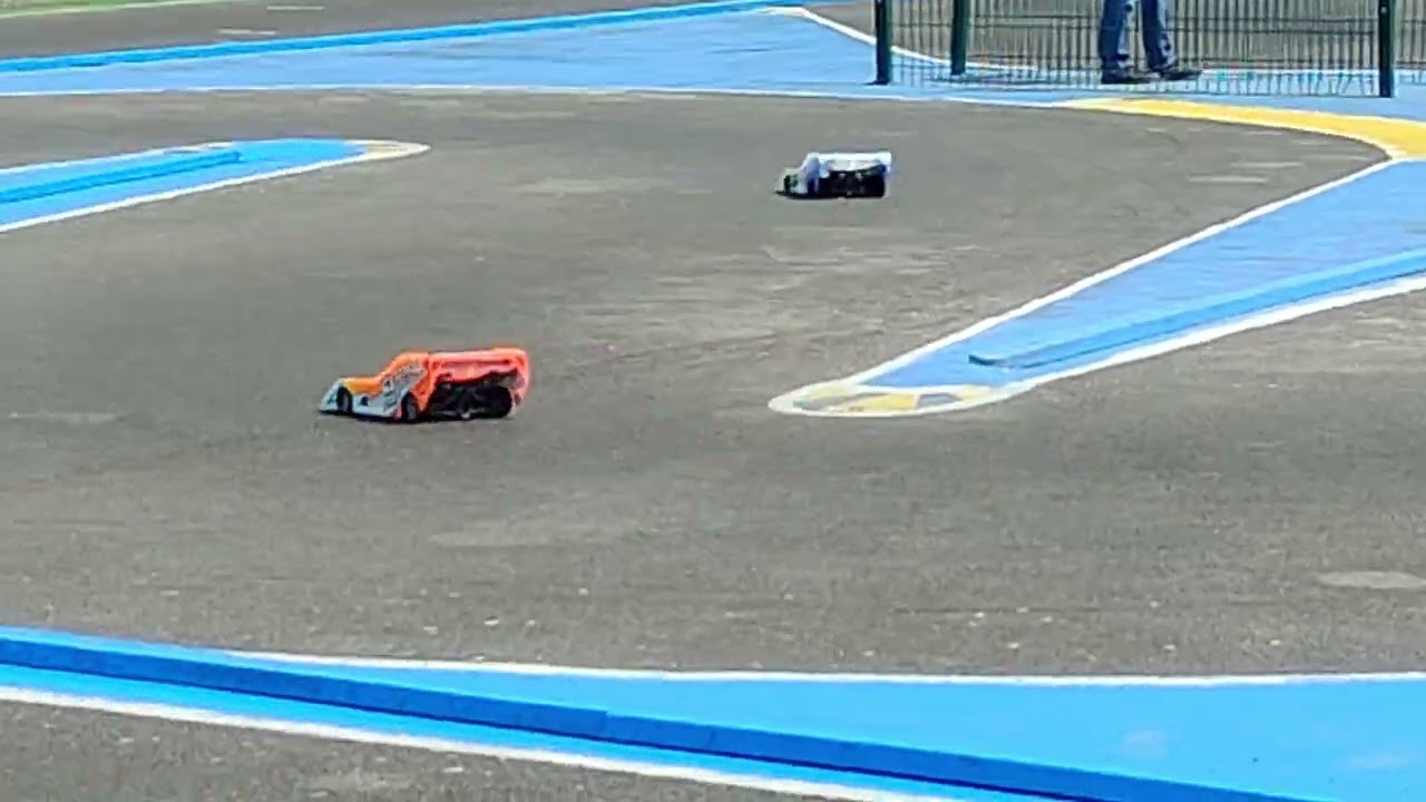 Adur Model Car Club. 1.8th Circuit National Championship Round 3. Nitro Cars Round 3 Heat 3. 1852025