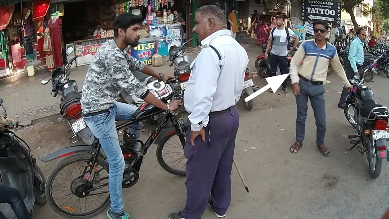 Police Reaction in 80cc cycle