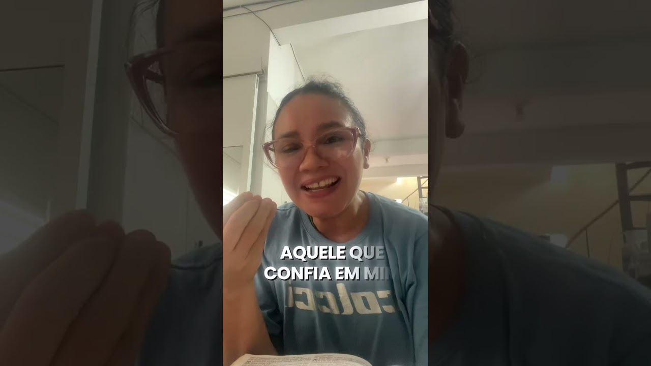 Bom com Jesus João 12:46 Jesus e a luz, não permaneça nas dores. Curta e compartilha 