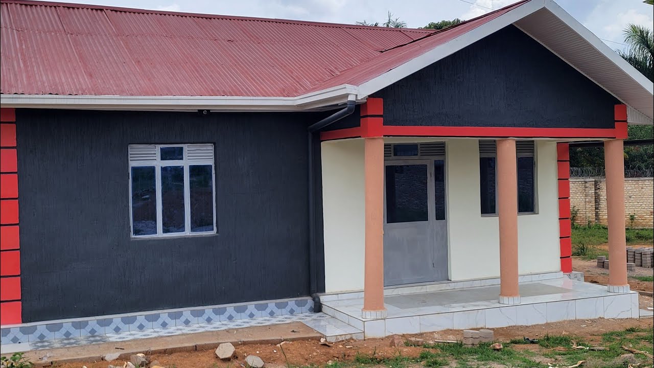 10M.  INZU NZIZA IRI INTARAMA HAFI YA ARRETE  IBYUMBA 3 NA SALLON 1 BATHROOM