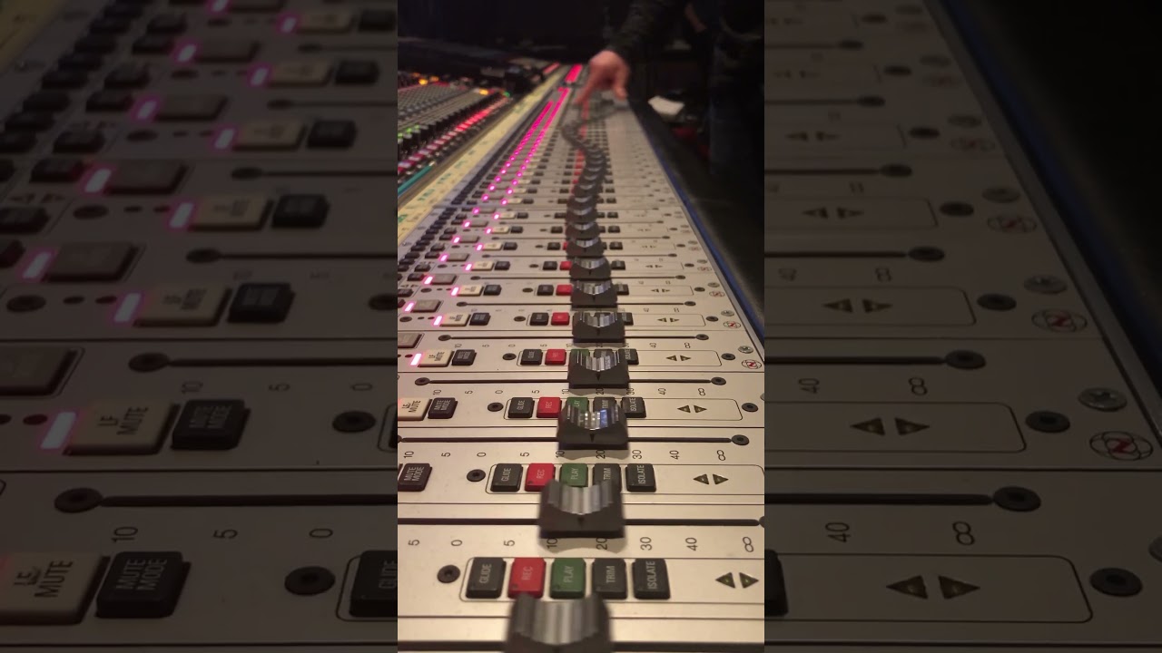 ExitMixMaster 🔴 AMS Neve 88R Fader Test 03
