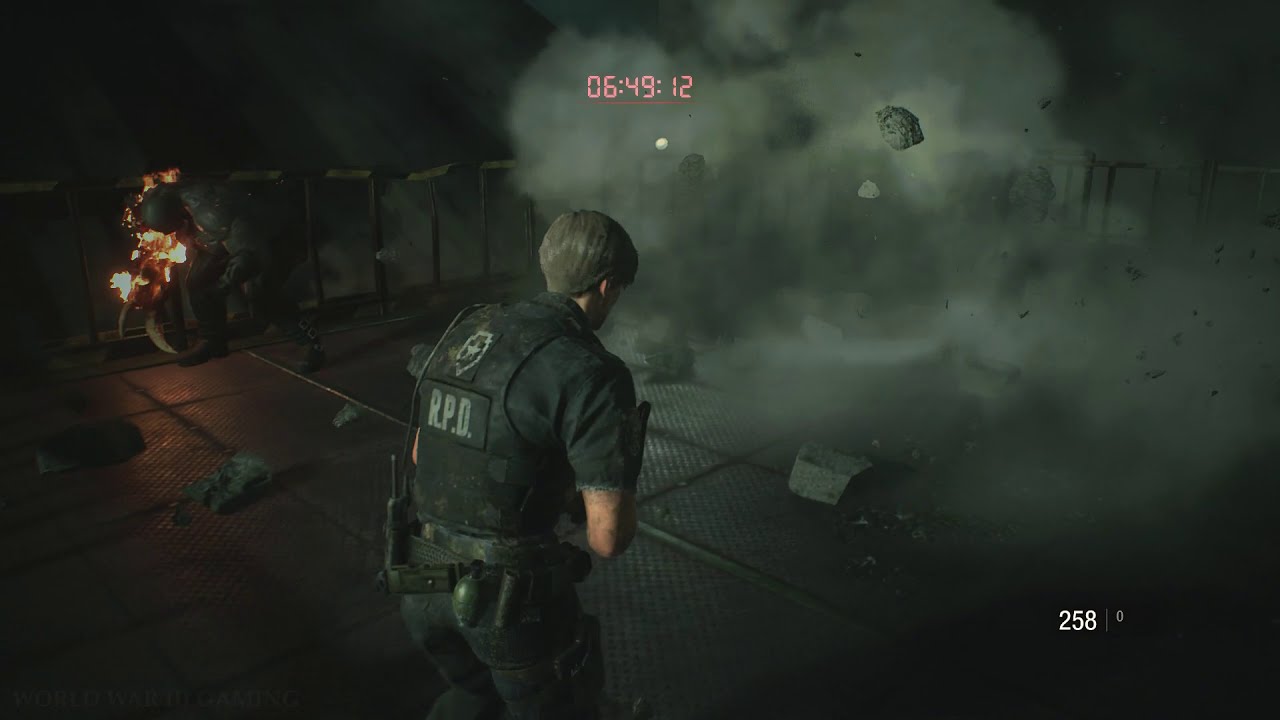 Resident Evil 2 Remake [PS4] Super Tyrant (Mr. X) Boss Fight | Hardcore | No Damage | Leon A