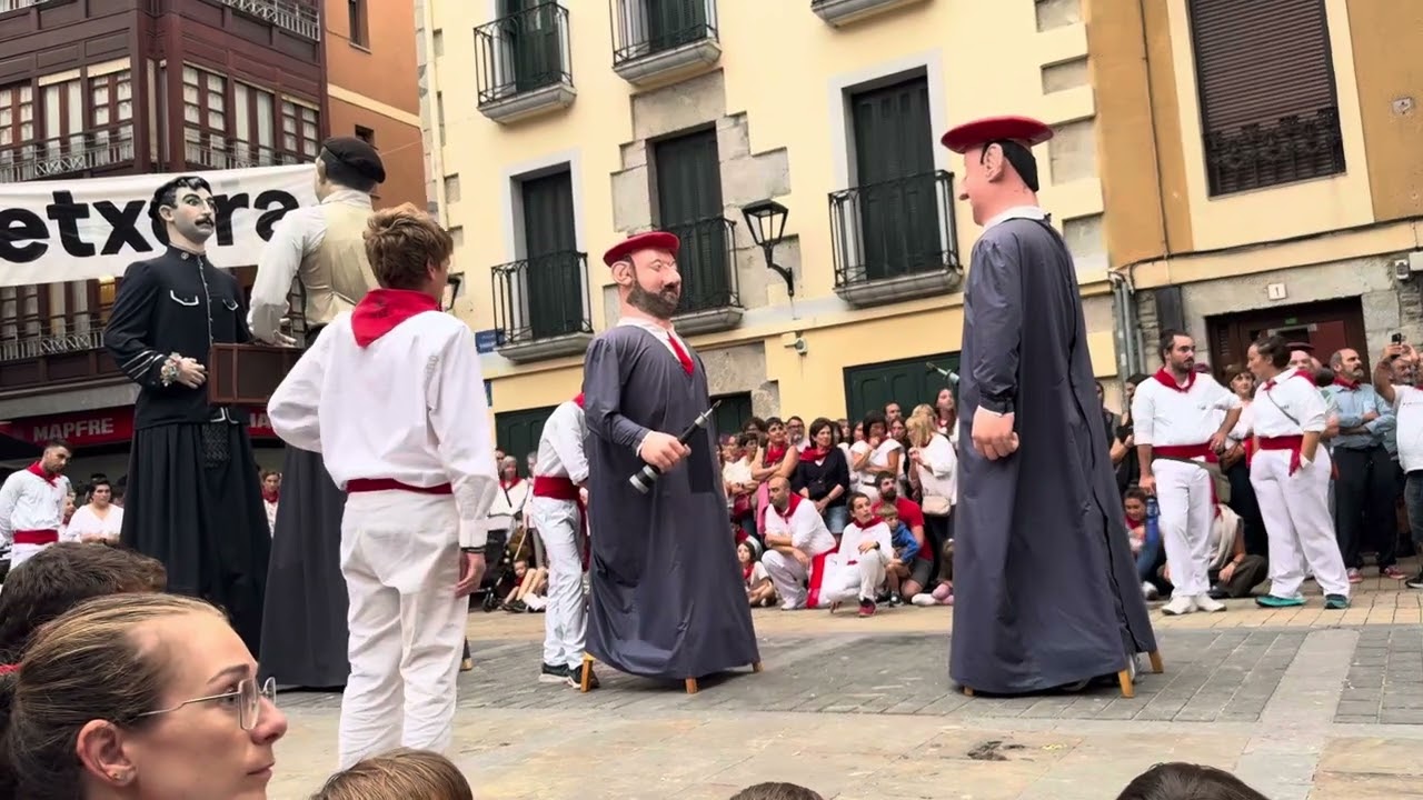 Gigantes de Deba (Debako erraldoiak)