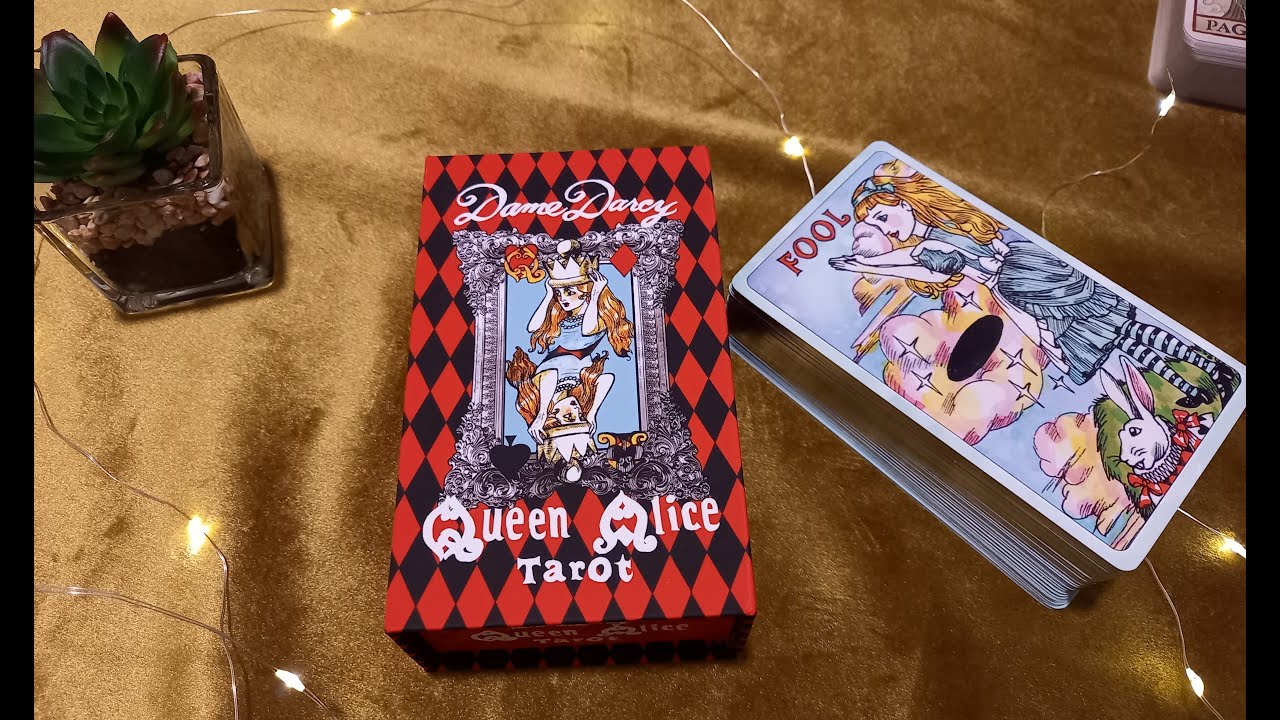 Queen Alice tarot ❤ look through & first impressions. Dame Darcy Deck.