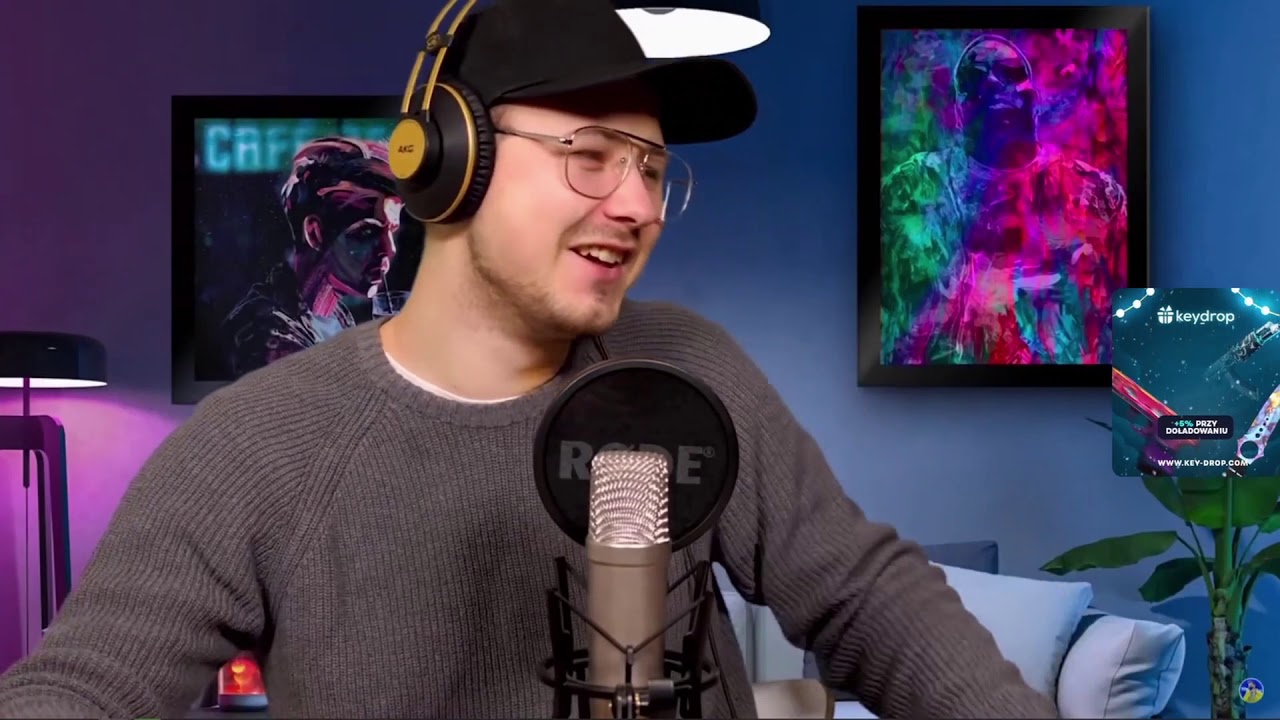 Thorek ogląda jak Yachu ocenia jego piosenkę 