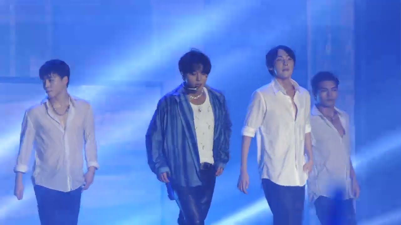 [Fancam] 231021 Park Ji Hoon 'Serious' @ Wow K Music Festival in Viet Nam