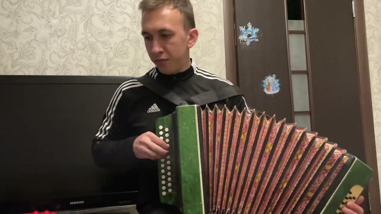 Гармонь Ивушка в продаже