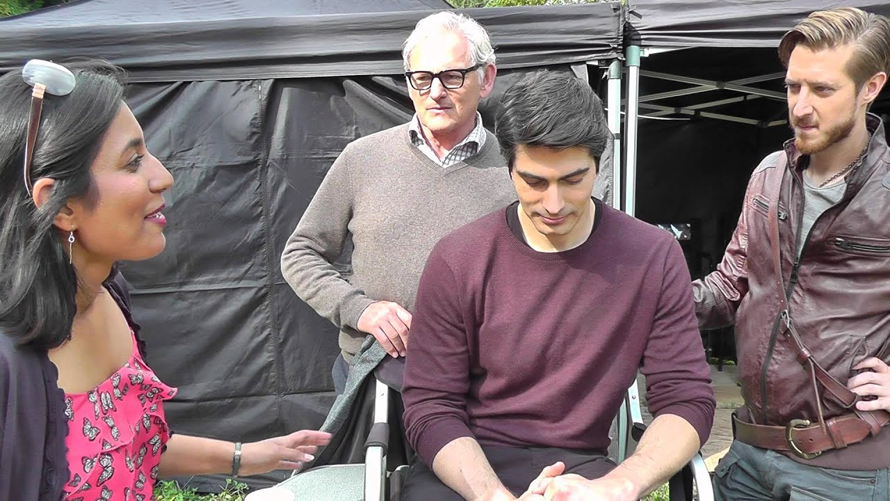 On set with the Cast of 'Legends Of Tomorrow' - Brandon Routh! Arthur Darvill! Victor Garber!