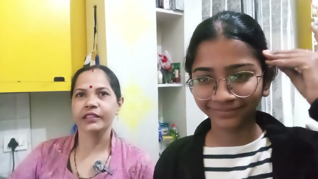 आज बन रही हैं प्याज की पकौड़ी🤣🤣