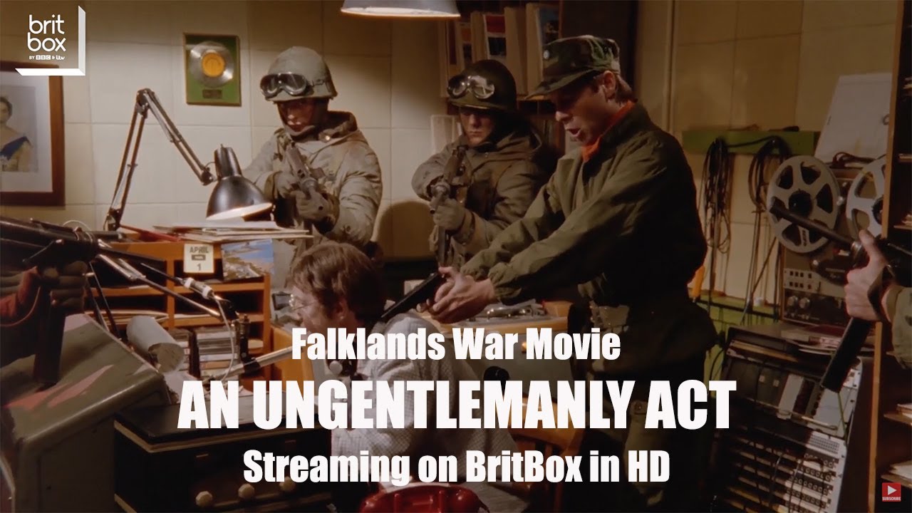 Фильм «Неджентльменский поступок» (1992) в HD-качестве на BritBox