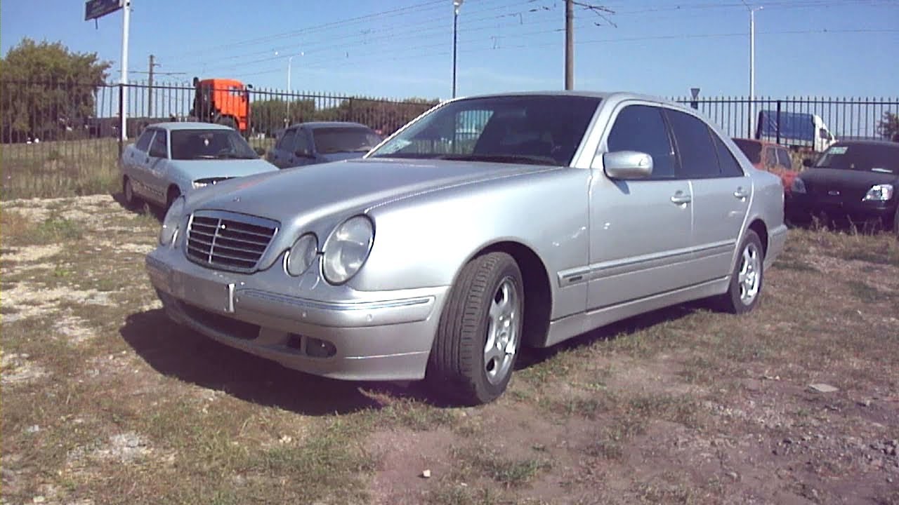 2002 Mercedes-Benz E280. Start Up, Engine, and In Depth Tour.