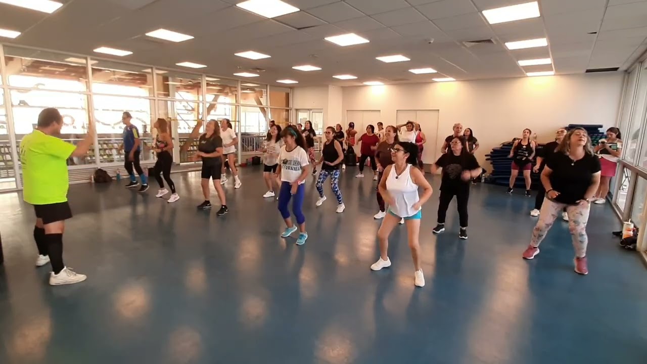 Baile entretenido 10 Viernes 13 de Marzo 2026 profesor Eduardo Ramírez CEVS lo Espejo