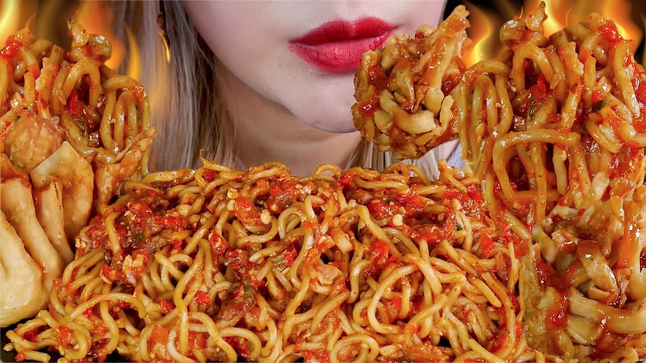 PEDAS NYEMEK❗️😈ASMR MIE GACOAN JEBEW LEVEL 8 TERPEDAS 🔥 SPICY GACOAN NOODLE