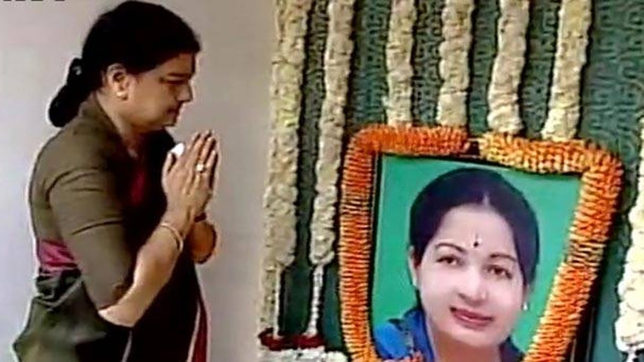 'Chinamma' Sasikala Natarajan Formally Takes Charge As AIADMK General Secretary - Watch Exclusive