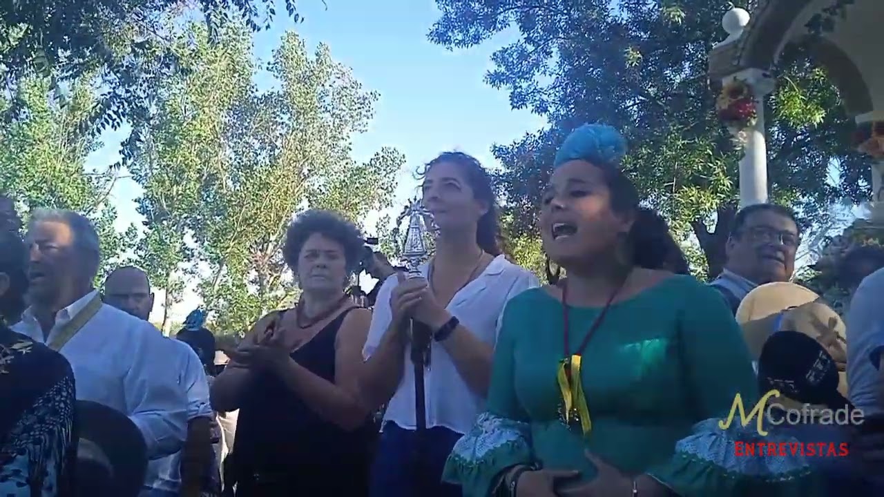 Hermandad del Rocío de Córdoba entrando al vado del quema (Romería 2022)