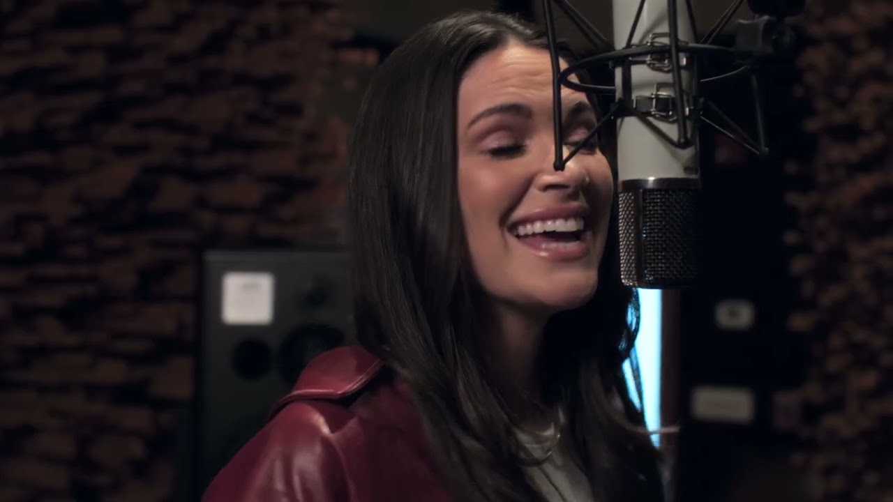 Hannah Ellis - The Women I Am (Official Music Video)