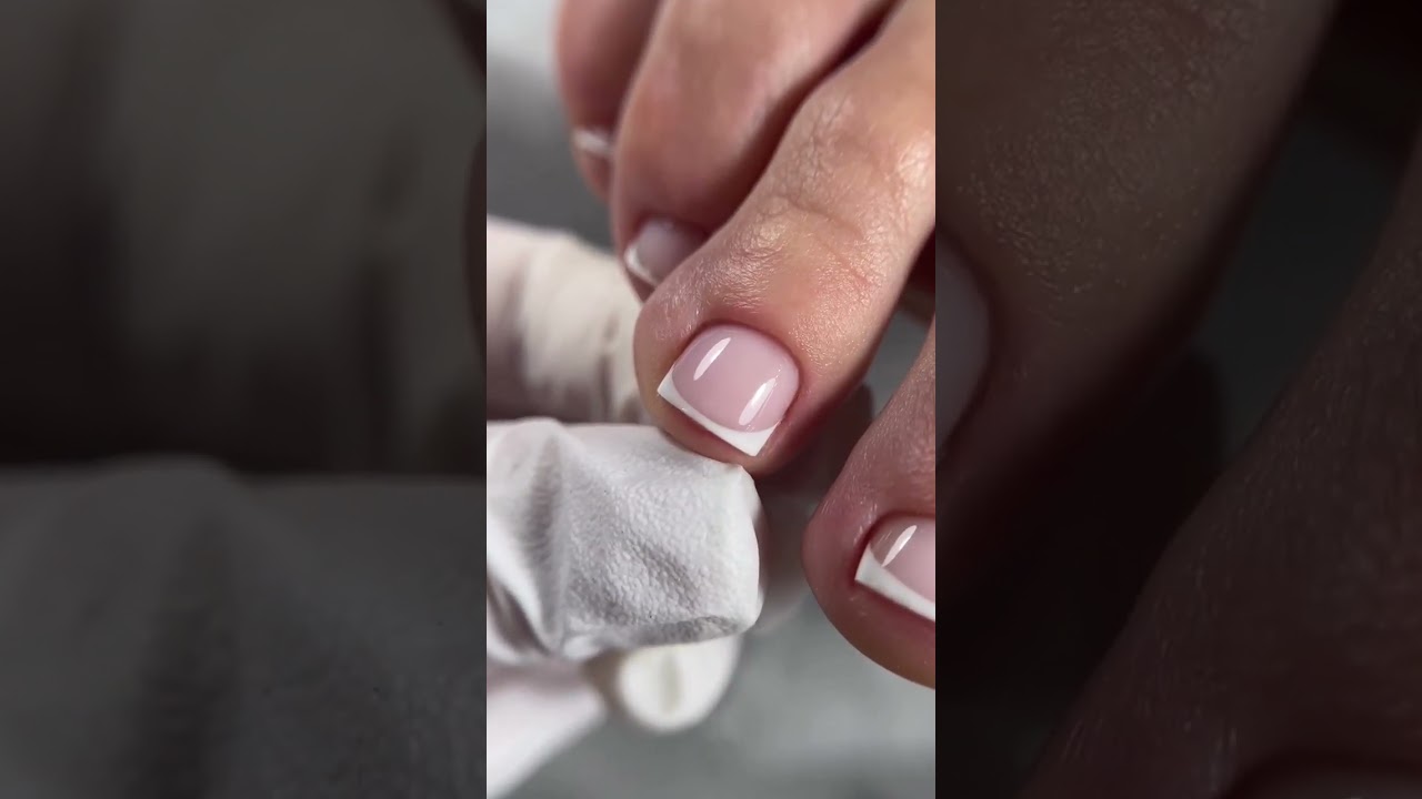 feet french manicure 