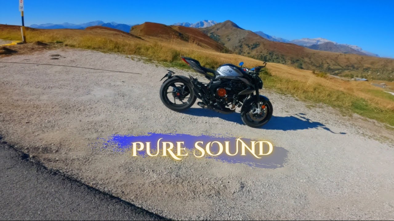 MV AGUSTA BRUTALE 800 RR - Giau pass in autumn