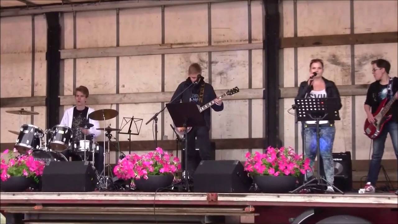 Triodo - Maailma On Tehty Meit&auml; Varten (Cover) @ 11.06.2016, Toijalan Markkinat
