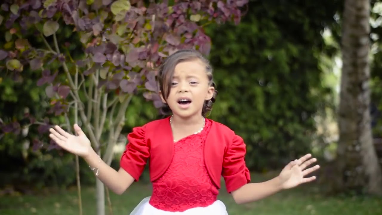 Bryanna Rivera A La casa De Dios Yo Iré