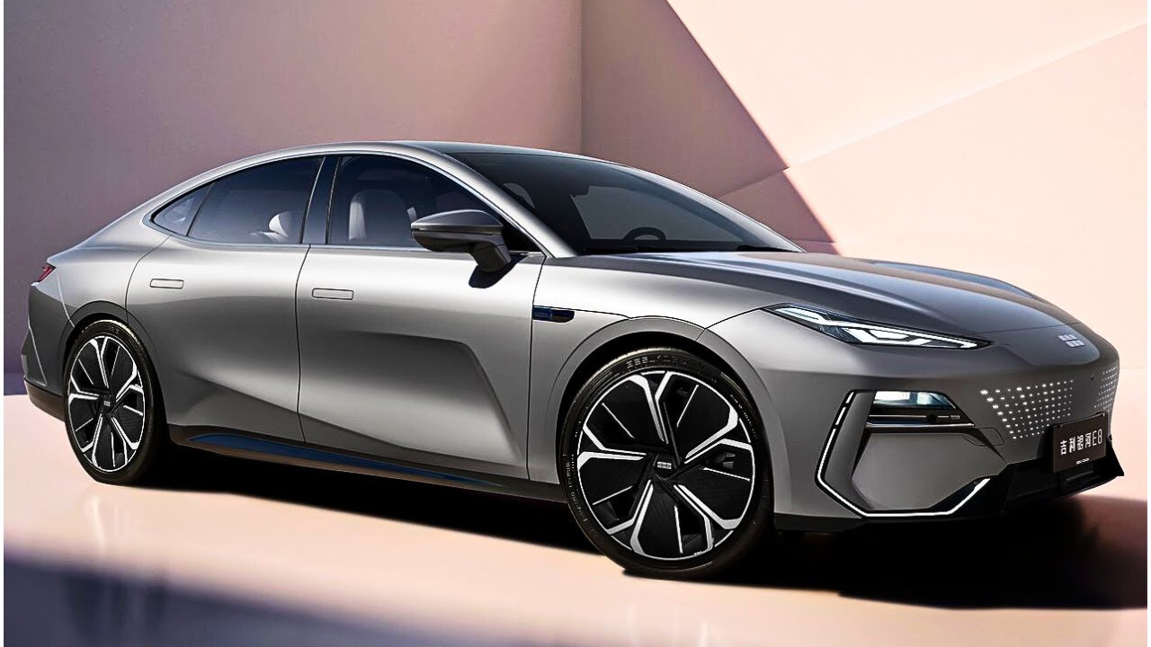 Why Yinhe E8 Is So Advanced and Luxury Sedan | This EV Changes Everything