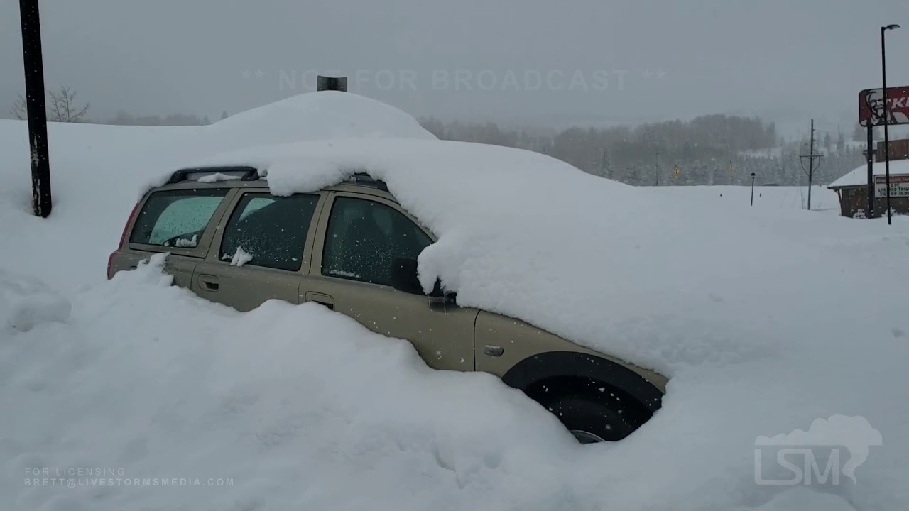 02-09-20 Silverthorne Co-Car Stuck in Ditch-Truck Sliding in Snow on I 70-Heavy Deep Snow
