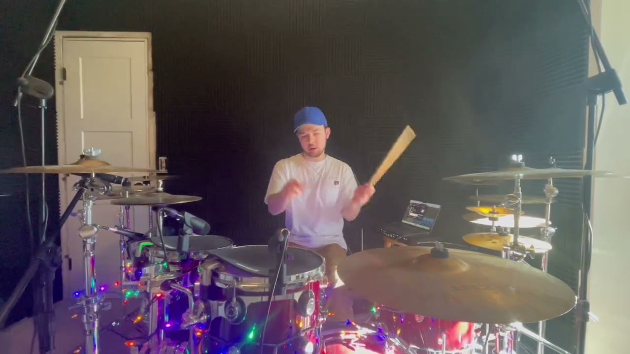 The Chainsmokers (featuring: Daya) - Don’t Let Me Down - Drum Cover.
