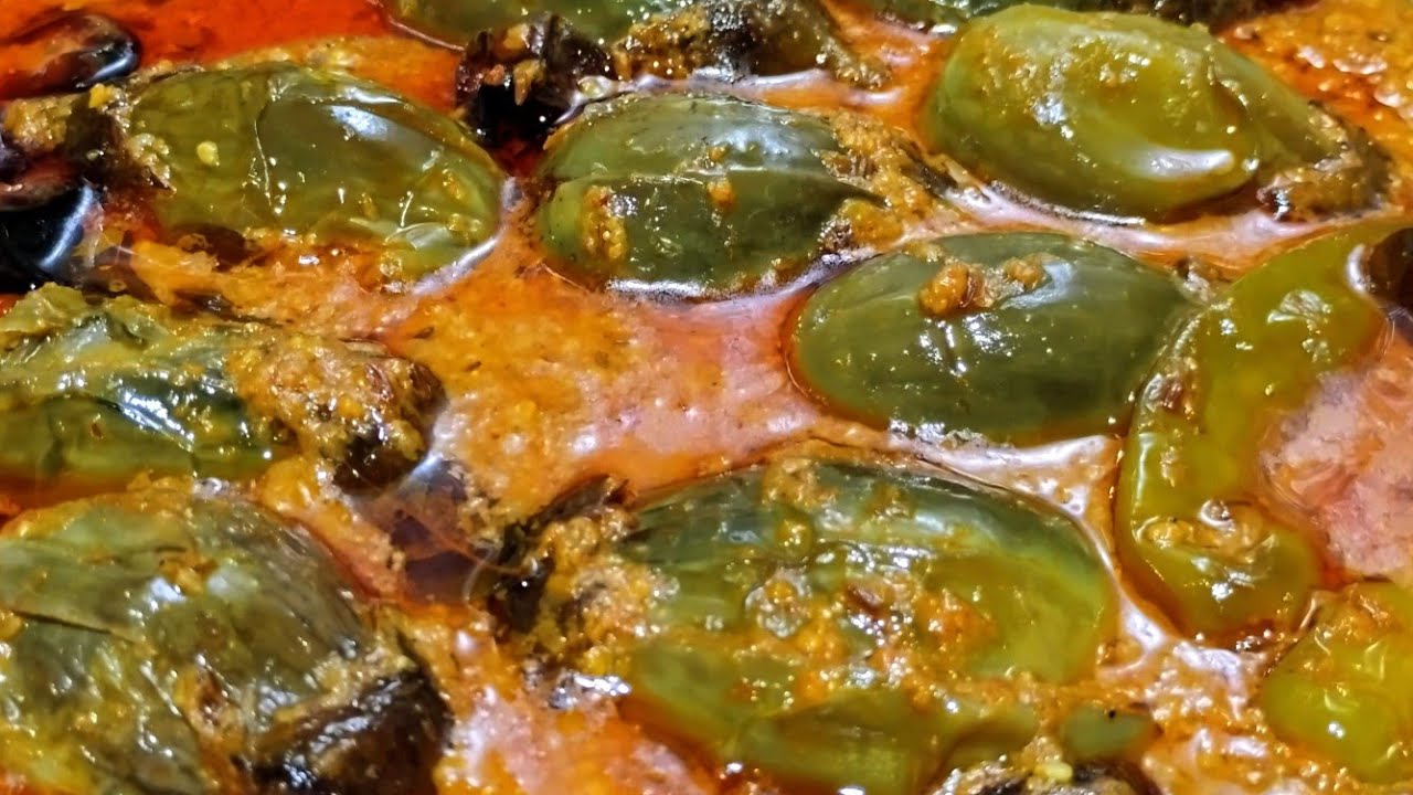 Hyderabadi Bagara Baingan Recipe | Authentic Hyderabadi Baingan Ka Salan | Easy & Tasty