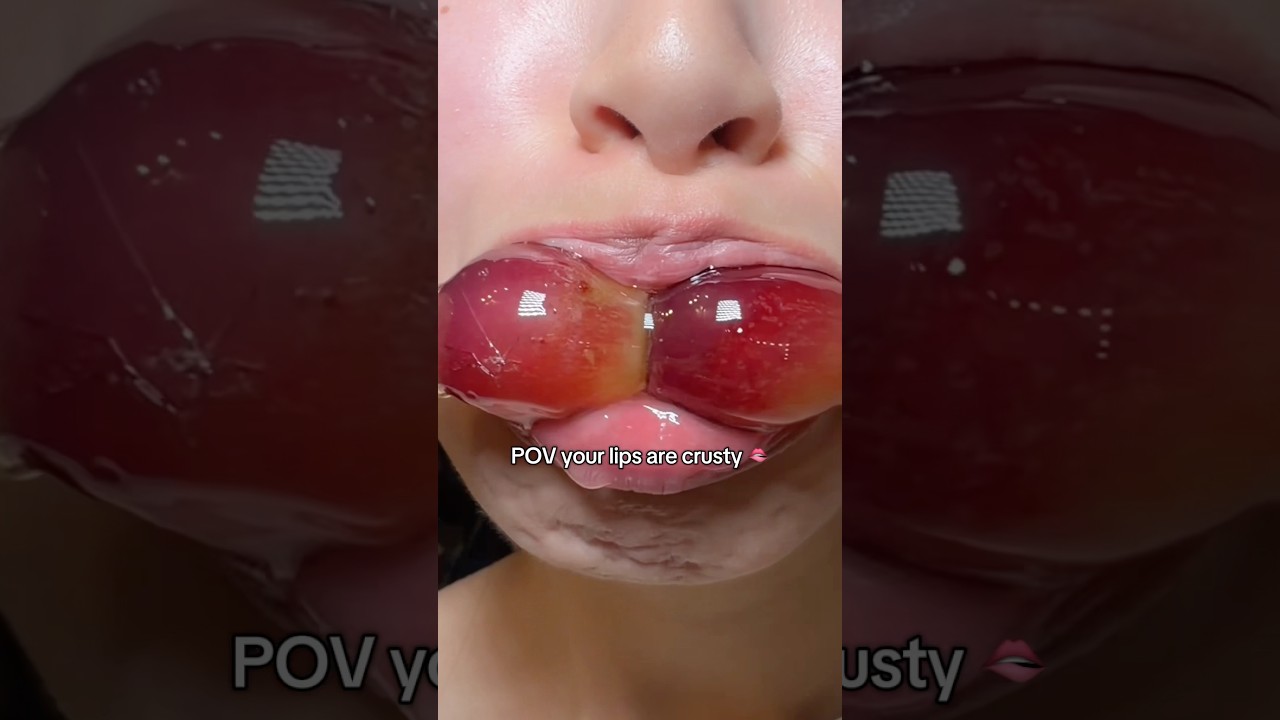Juicy + hydrated lips🍇💦🍑🍮✨