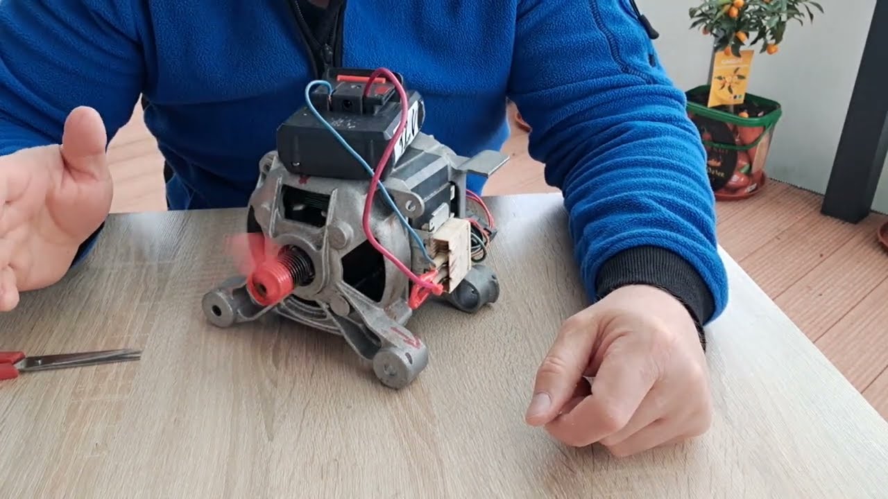 MOTORUL DE LA MAȘINA DE SPĂLAT RUFE FUNCȚIONEAZĂ SI LA 12V SAU 24V SAU 48V.