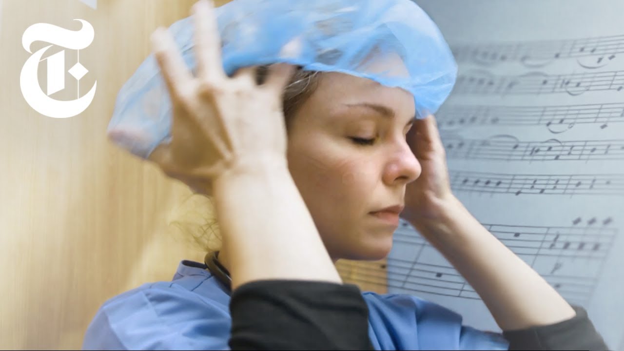 I.C.U. Doctor Brings Music, and Hope, to Coronavirus Patients | NYT News