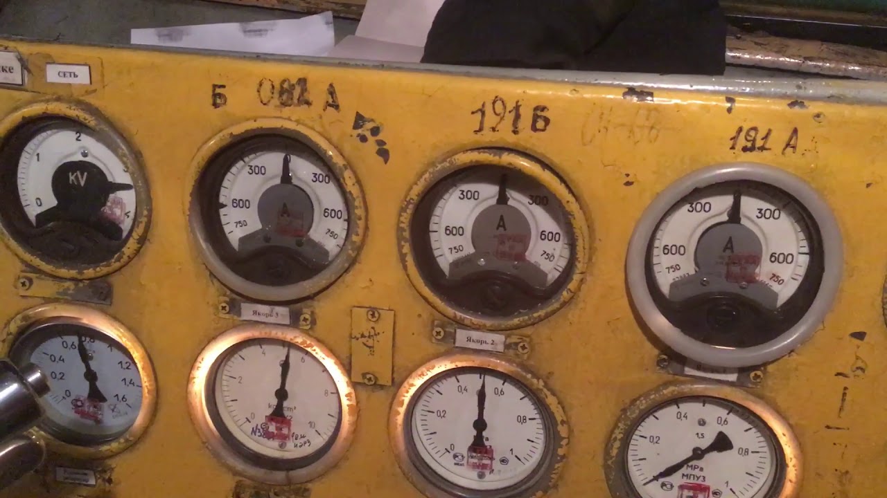 Как правильно трогаться с места на ВЛ-11 до номера 489, чтоб не пережечь контактный провод