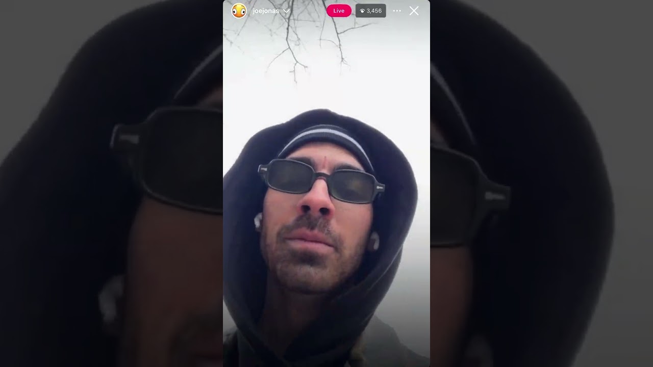 Lets go walk with JOE JONAS #JOEJonas #JoeJonasUpdate #siztystarshowbiz 