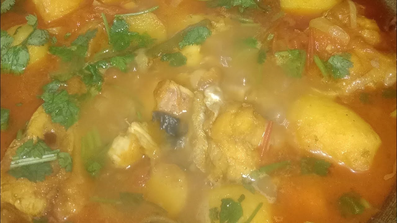 Happy Khanom is live! আলু দিয়ে মাছের ঝোল রান্না