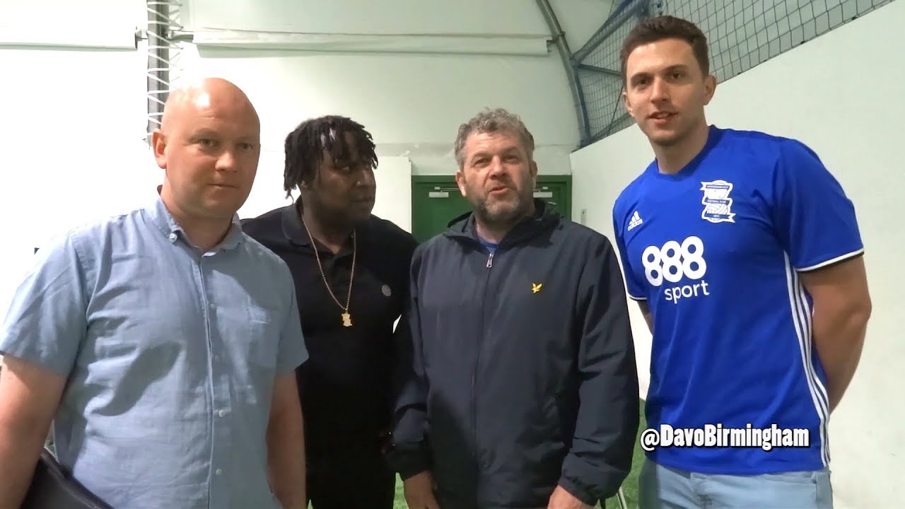 DAVO'S DIARY: Garry Monk photo shoot with Blues fans