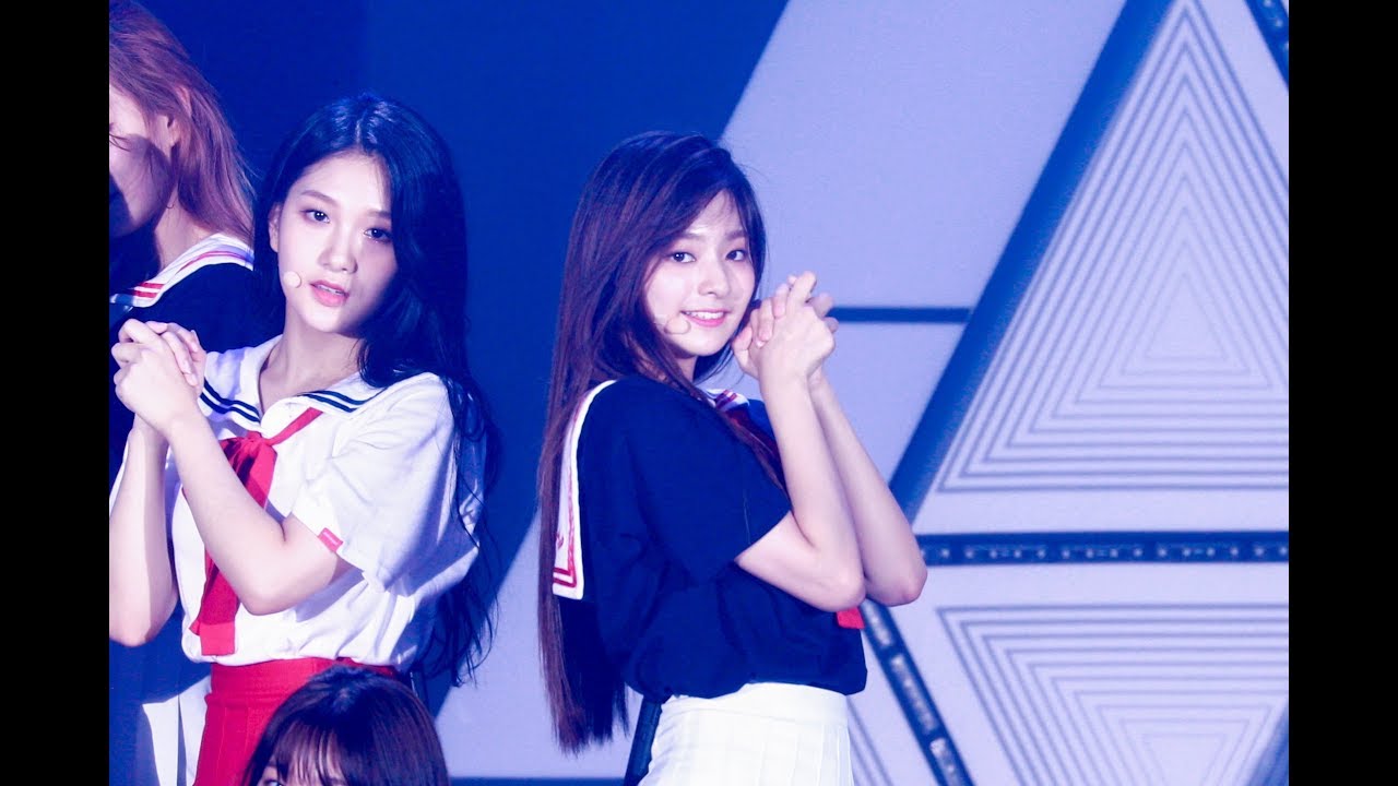 [4K]180821 프로미스나인 (fromis_9) - 22세기 소녀 이나경 직캠 4K fancam @G마켓 스마일클럽 콘서트