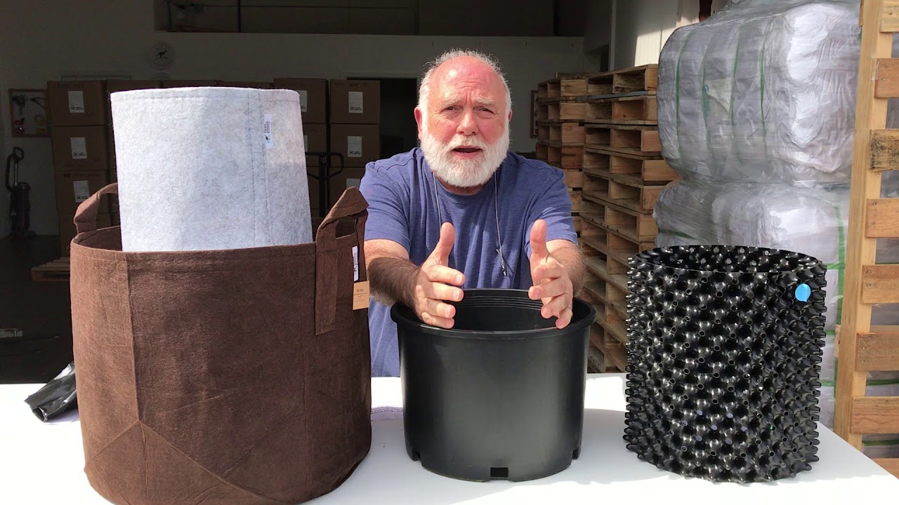 Comparing different planting pots, containers, and bags