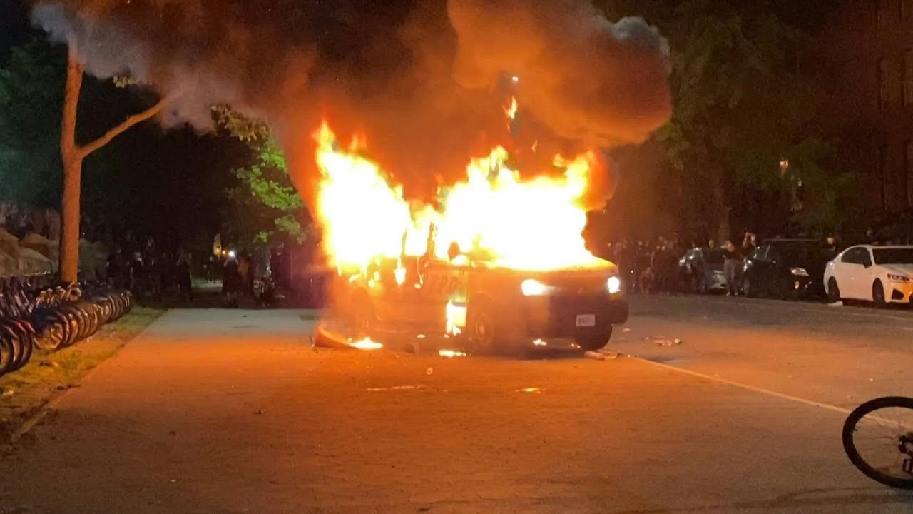 Police car set ablaze in New York during George Floyd protests | AFP