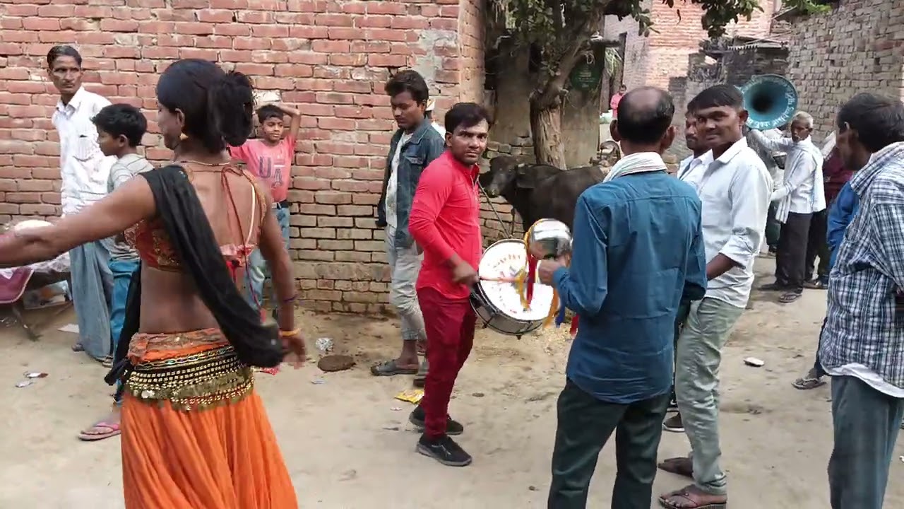 नगीना डांस वीडियो वायरल देशी डांस..........