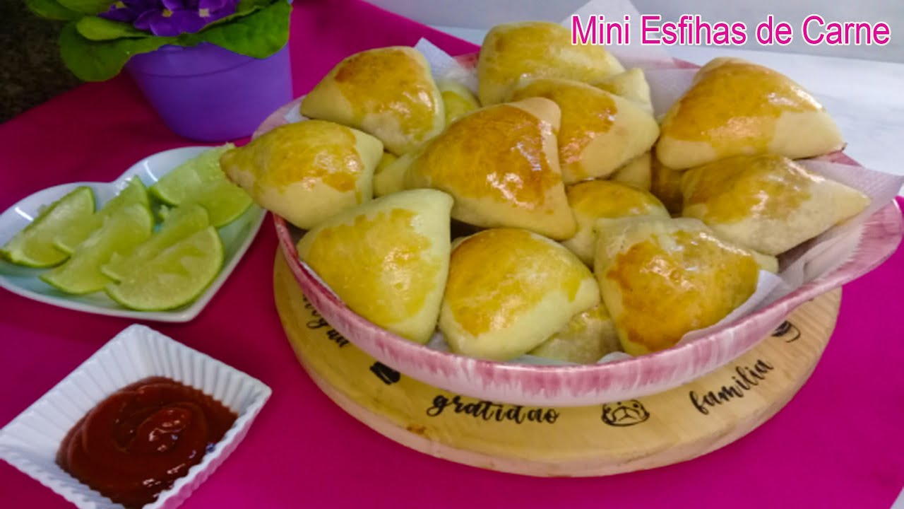 Mini Esfiha de Carne - A melhor massa para esfiha caseira! Muito fofinha!