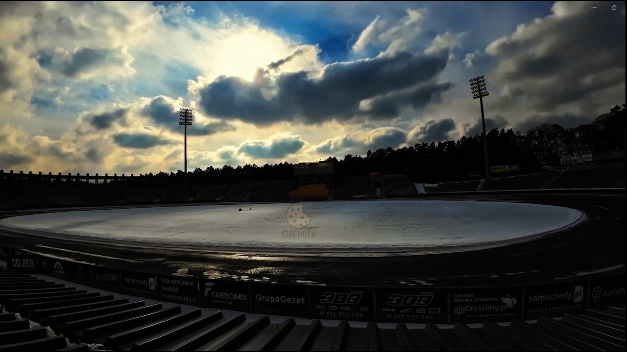 🏟️ Zimowa magia W69 | Stadion Falubazu pod śniegiem