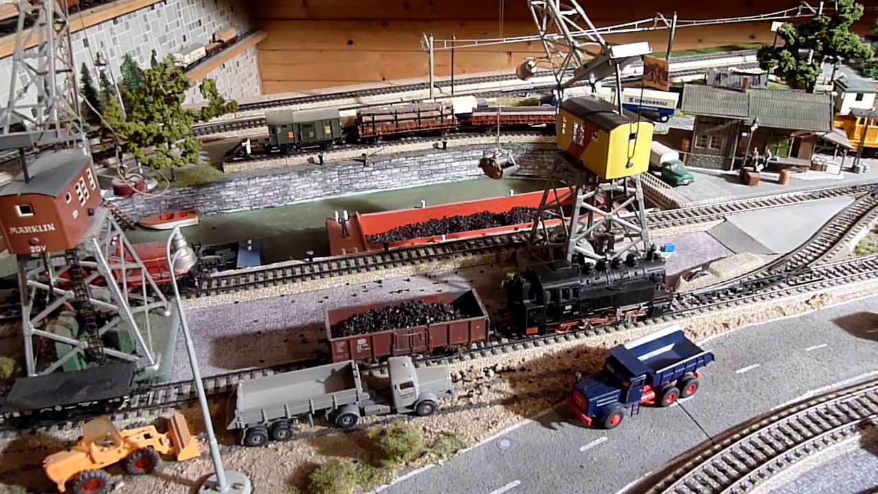 Märklin - Kohle vom Kanal zum Tender